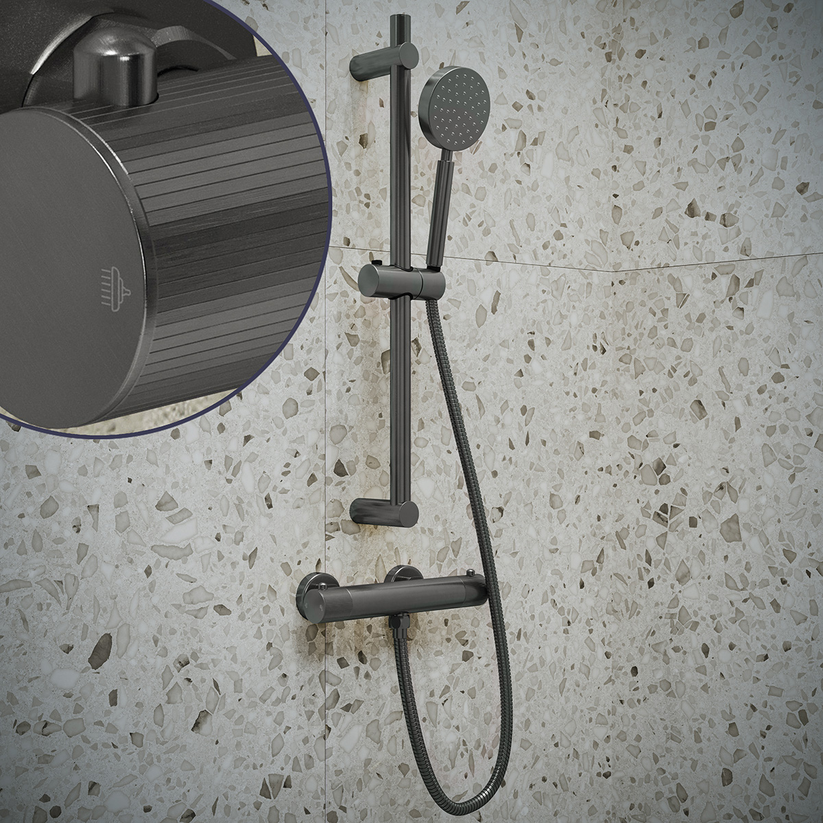 Saniclear Iron Stripes doucheset verouderd ijzer / gunmetal met thermostatische kraan, handdouche en glijstang