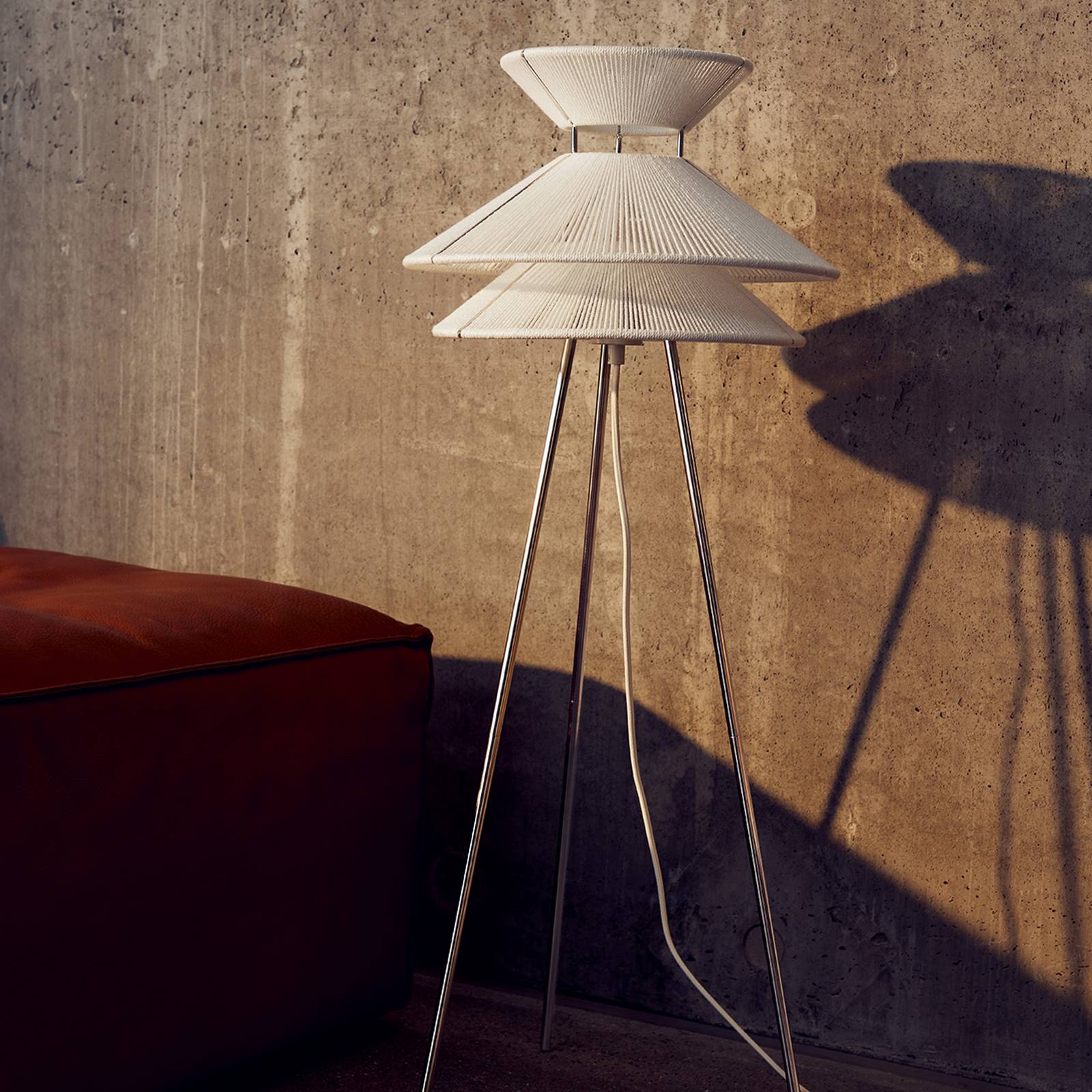 Frandsen vloerlamp Kiku, metaal, linnen, wit, hoogte 90 cm