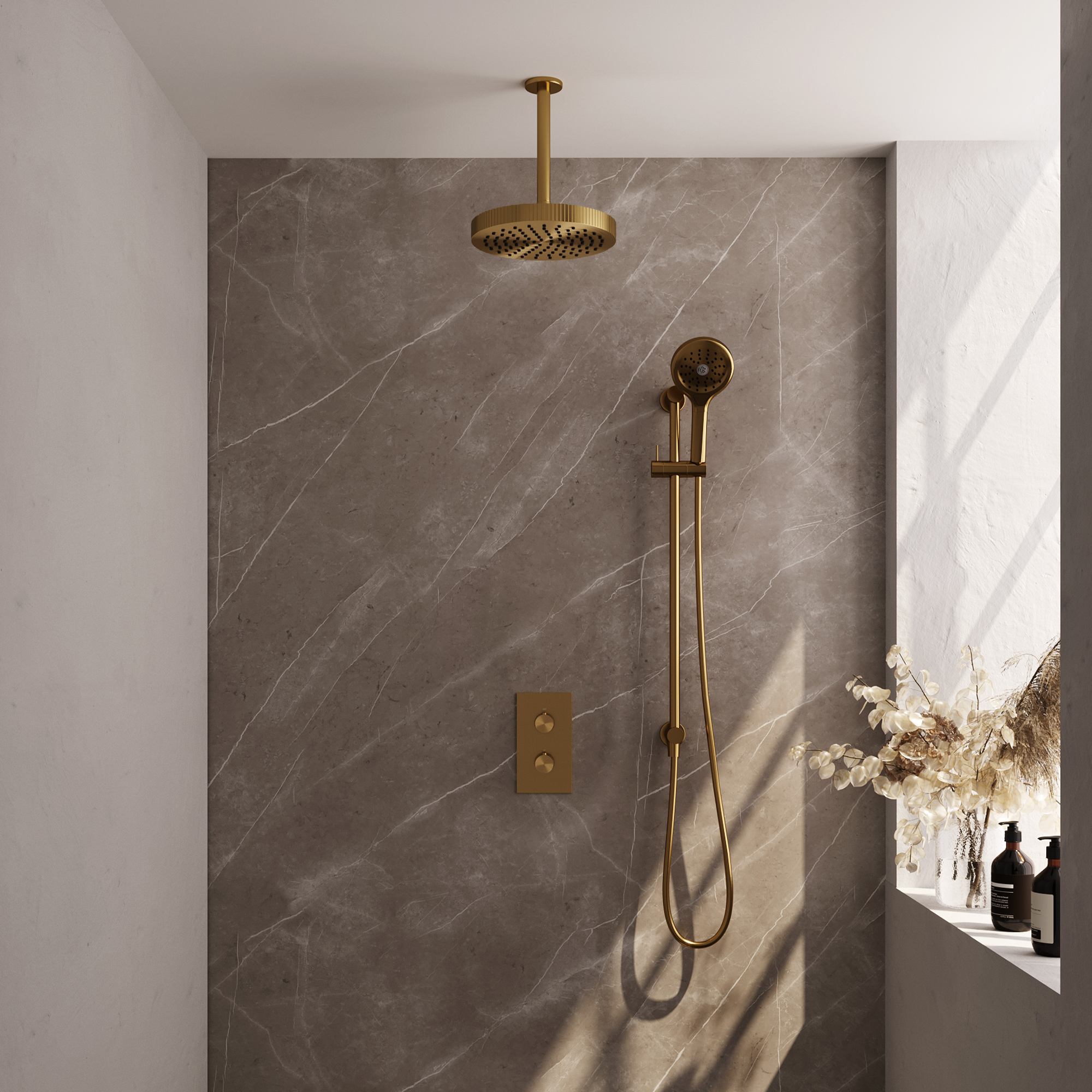 Brauer Stripe thermostatische inbouw regendouche 3-weg rechthoekig SET 24 met 25 cm douchekop en plafondarm en 3-standen handdouche en doucheslang en geintegreerde glijstang goud geborsteld PVD
