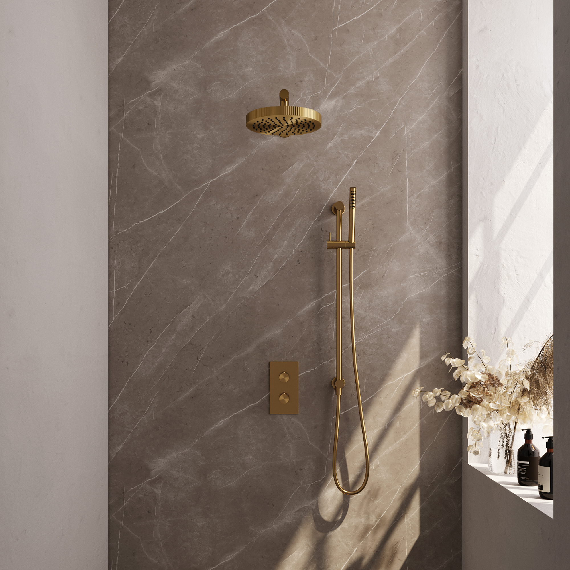 Brauer Stripe thermostatische inbouw regendouche 3-weg rechthoekig SET 19 met 25 cm douchekop en rechte muurarm en staaf handdouche en doucheslang en geintegreerde glijstang goud geborsteld PVD
