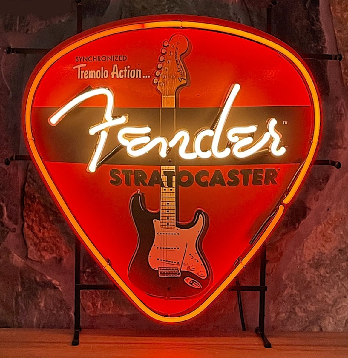 Fiftiesstore Fender 'Guitar Pick' Neon Verlichting 60 x 62 cm