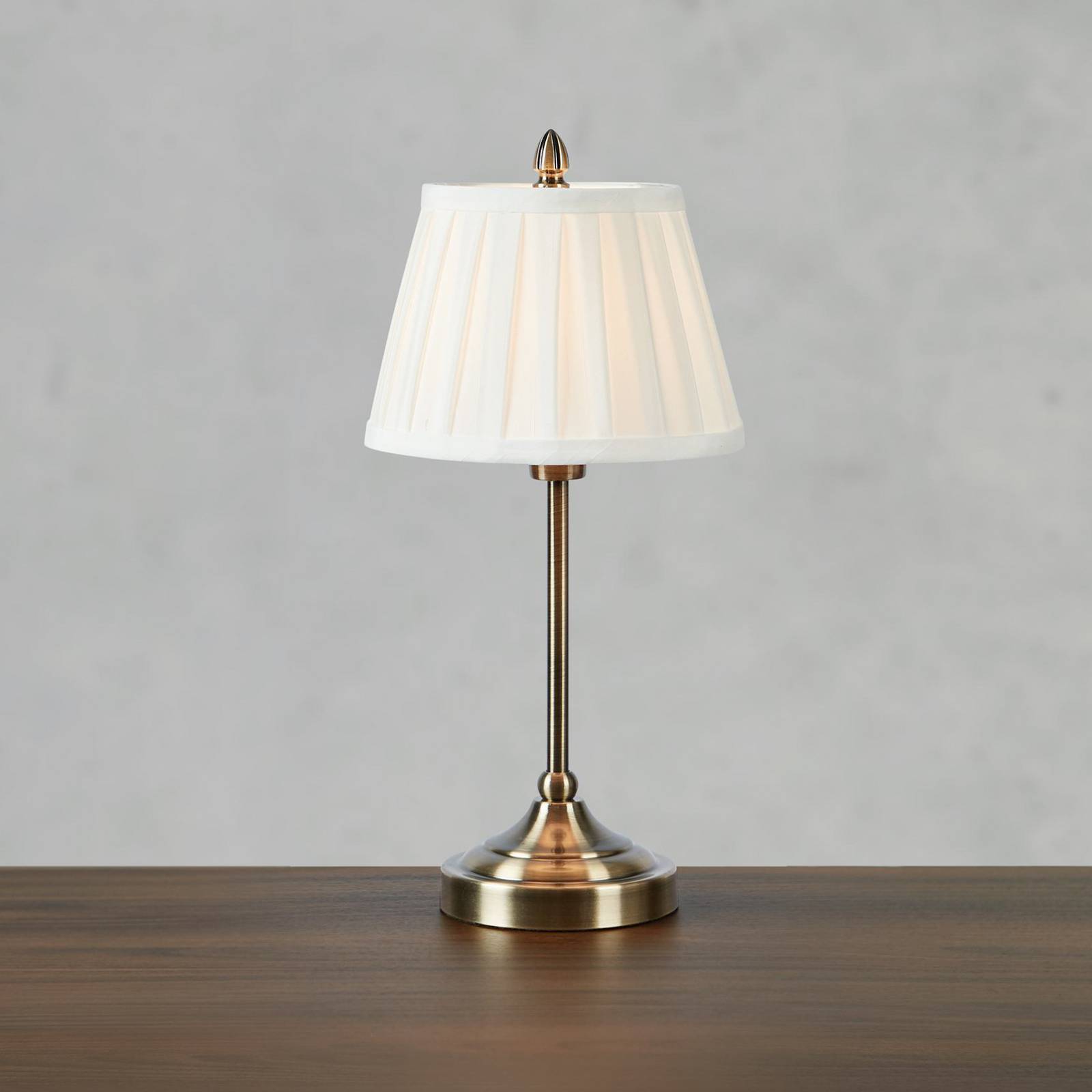 Markslöjd Tafellamp Oxford, messingkleurig, hoogte 43 cm, metaal/stof