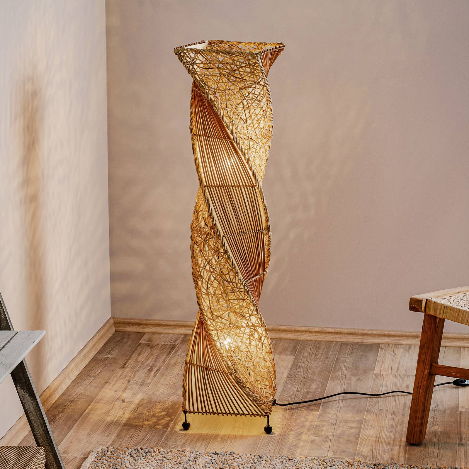 Woru Vloerlamp Marco, gedraaid, 100 cm