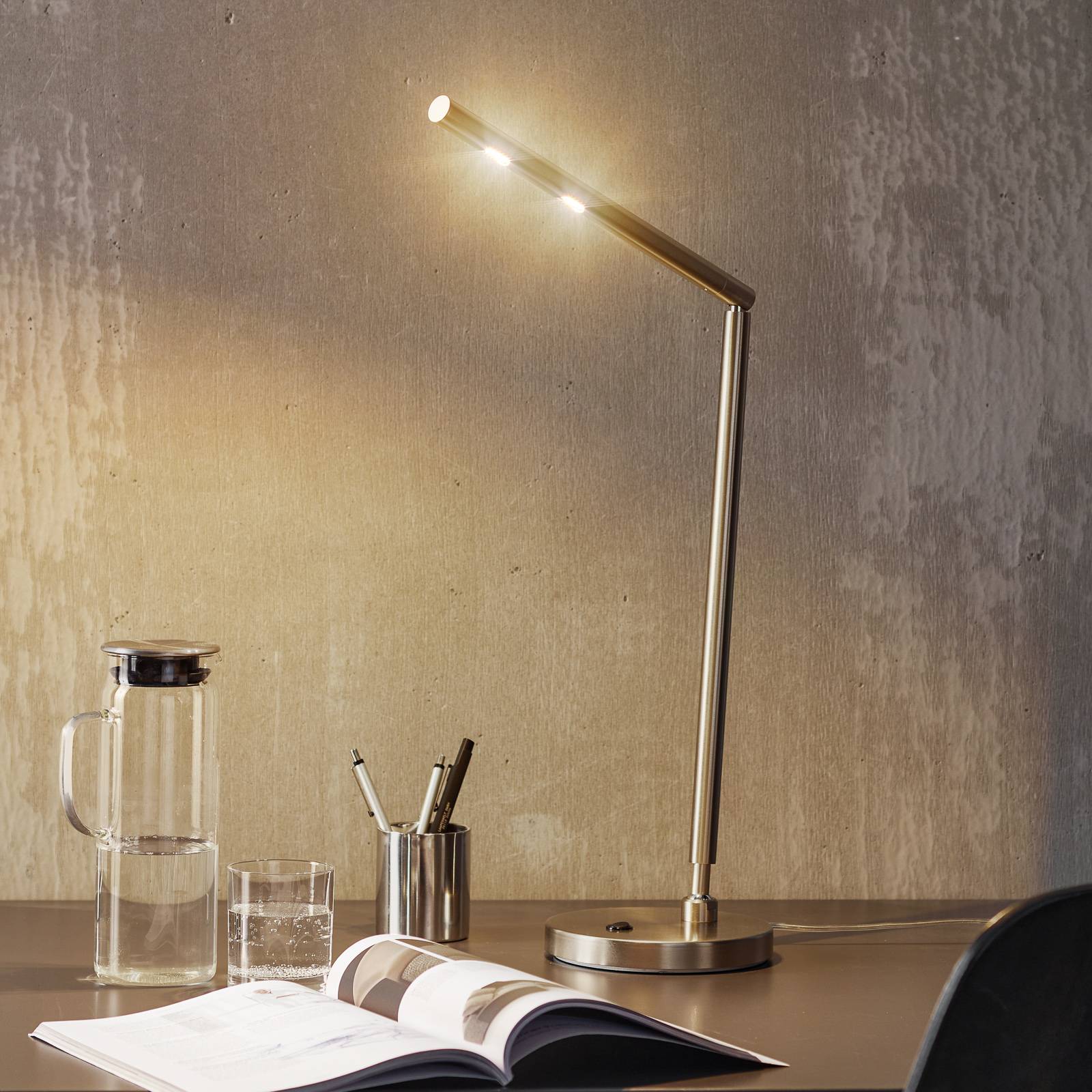 Knapstein tijdloze LED-bureaulamp Glance nikkel