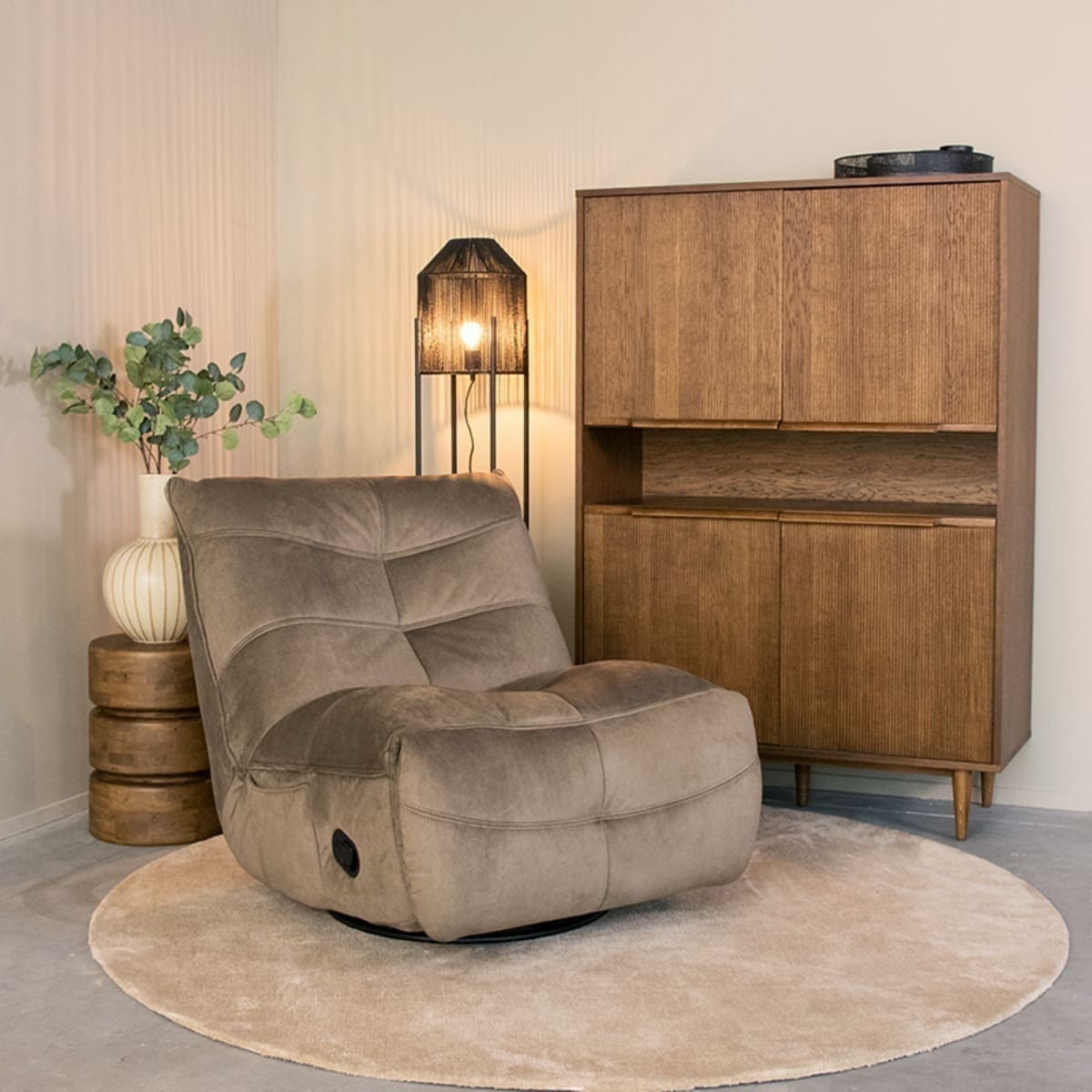 LABEL51 | Fauteuil Take It Easy - Taupe - Cosmo | Zitmeubels woonkamer | Draaifauteuil
