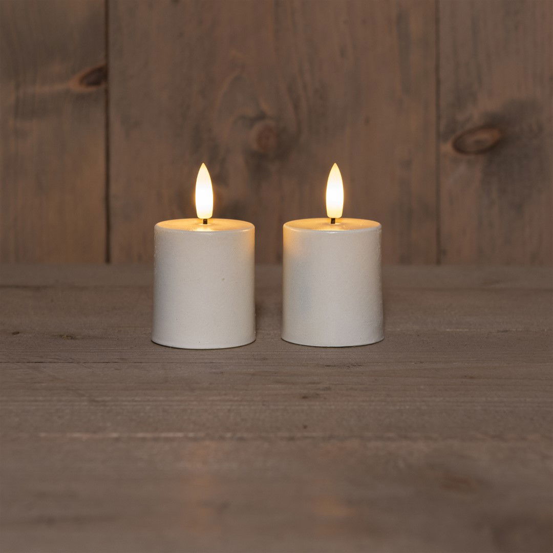 Annas collection B.O.T. 2Pcs 3D Wick White Candle 4,5X8 cm 2X2Aaa - 