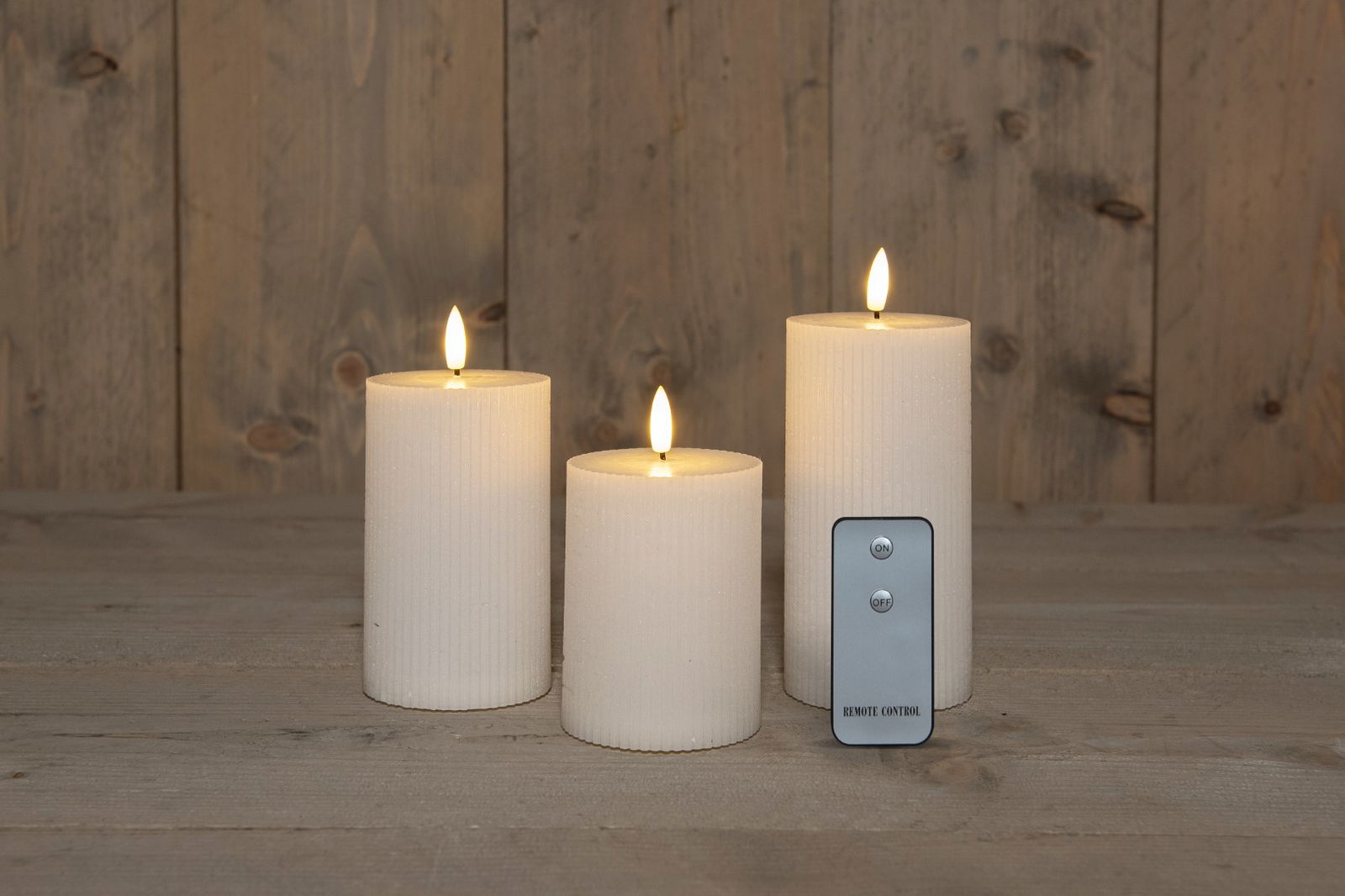 Annas collection B.O. 3Pcs 3D Wick White Ribbel Candle 7,5X1012,515 cm Rust - 