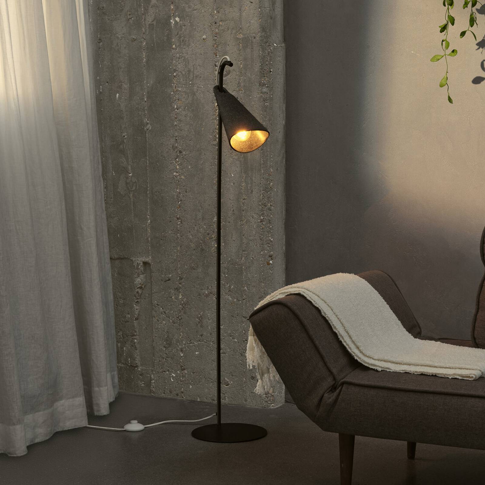 Osram vloerlamp Decor Bell, zwart, staal, E27, H 120 cm
