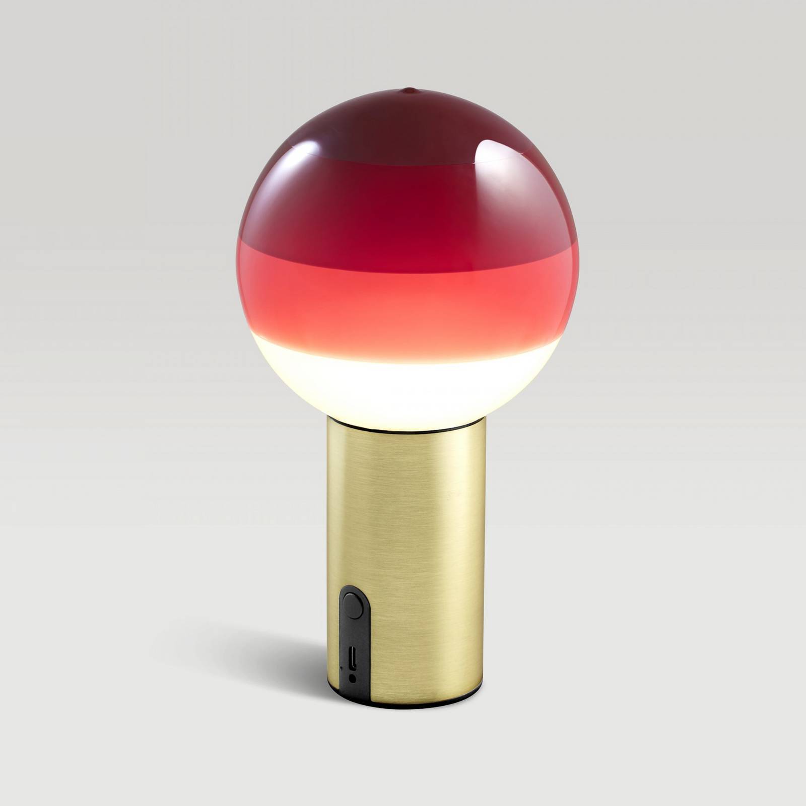 MARSET Accu-tafellamp Dipping Light, rood/messing, dimbaar