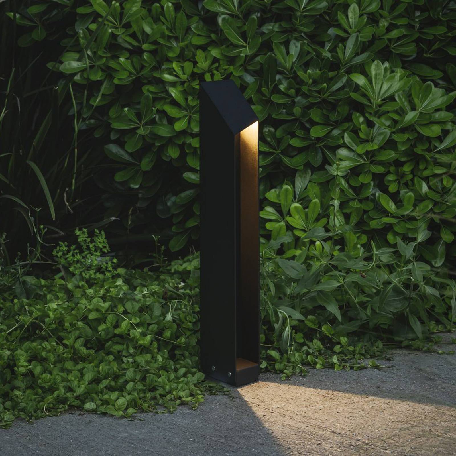 MARSET LED sokkellamp Domus, hoogte 55 cm, zwart, aluminium