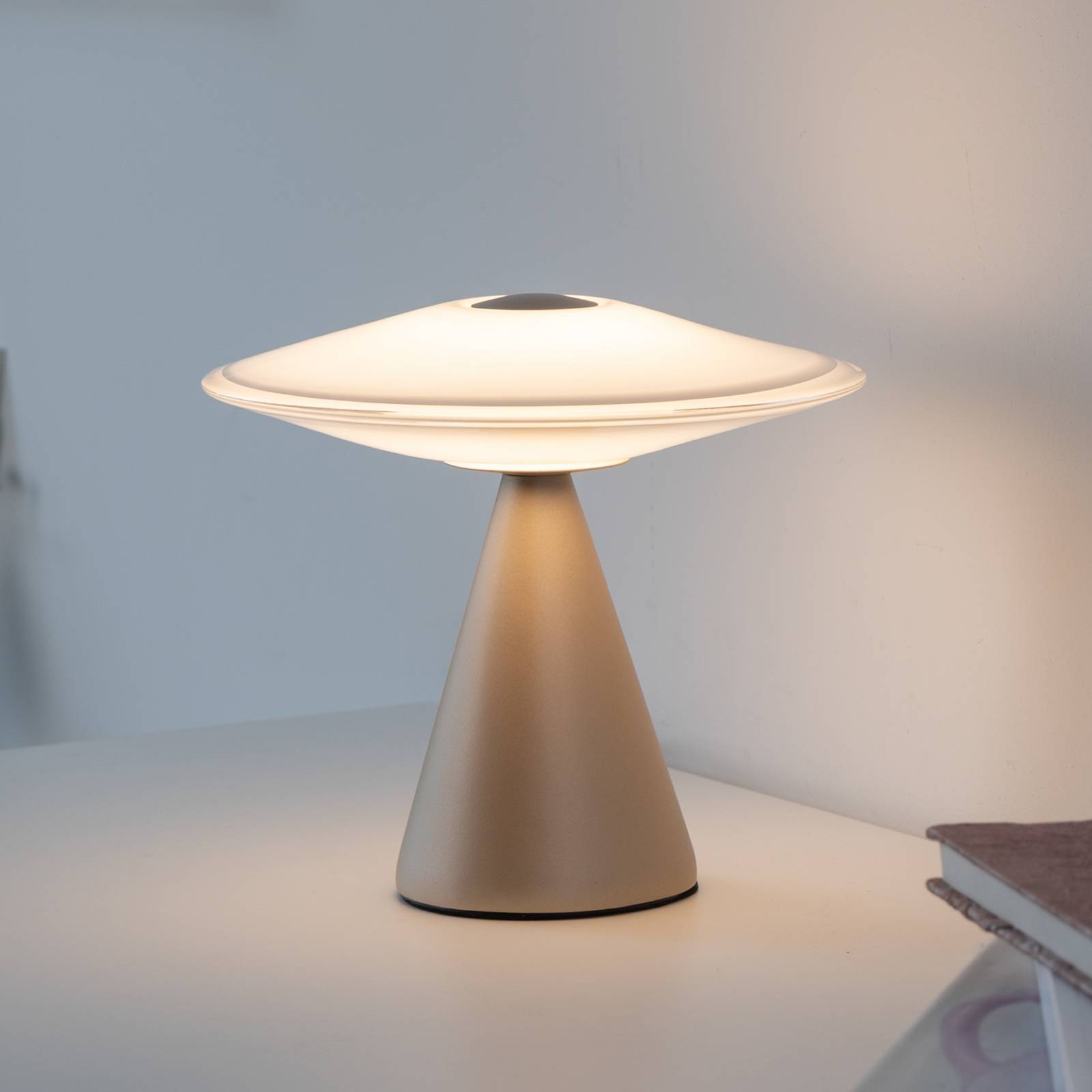 PAUL NEUHAUS LED tafellamp Elipsa, wit/brons, dimbaar