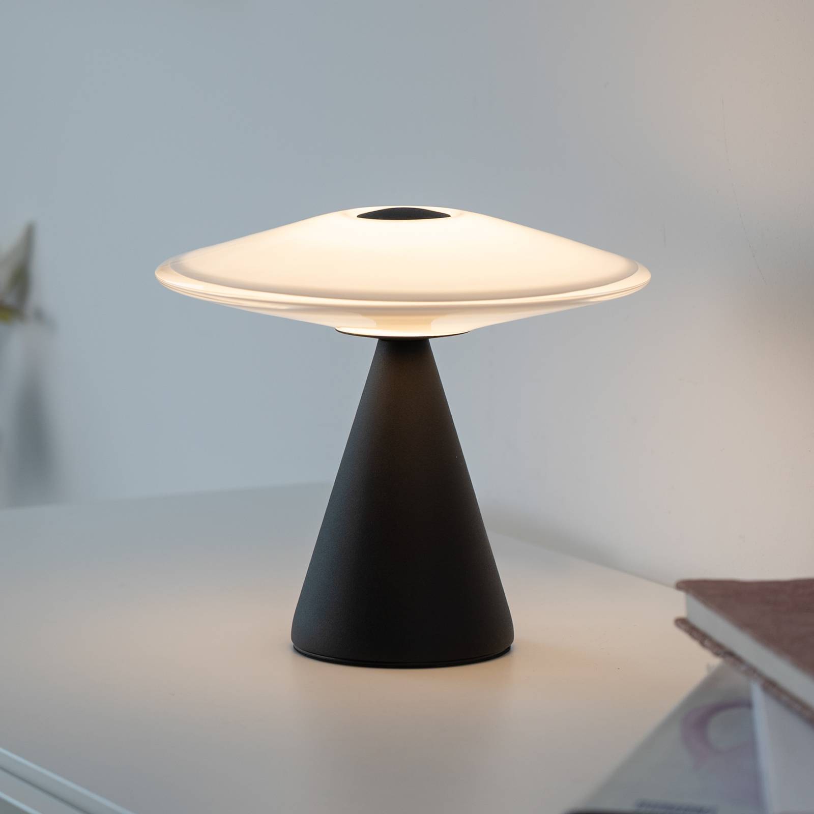 PAUL NEUHAUS LED tafellamp Elipsa, wit/zwart, dimbaar