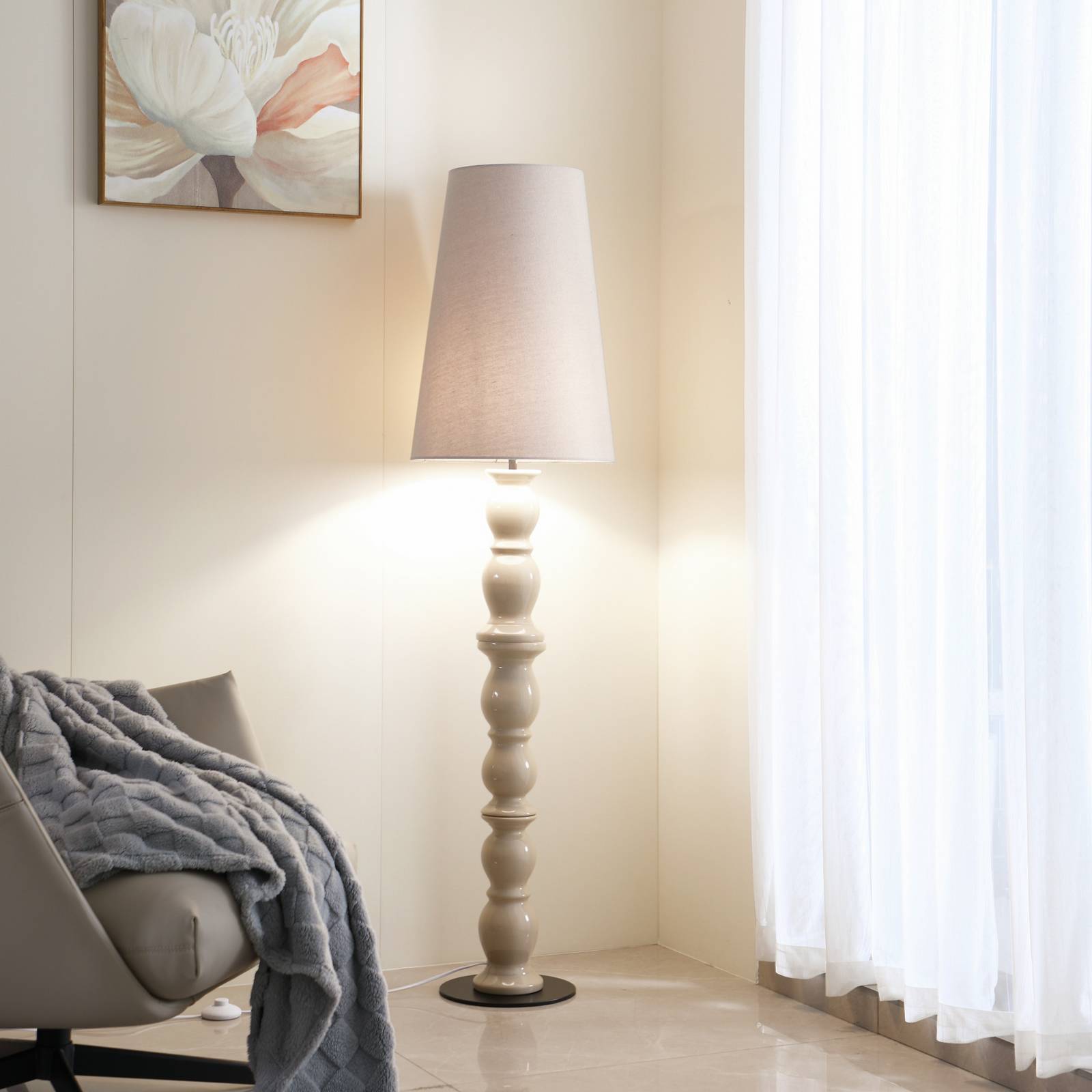 LUCANDE vloerlamp Lyndorin, beige, keramiek, 150 cm