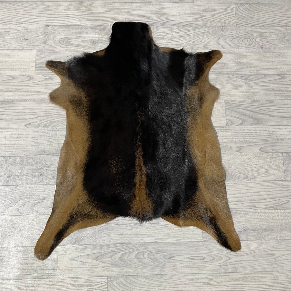Lederstore Geitenhuid bruin zwart 75x70cm