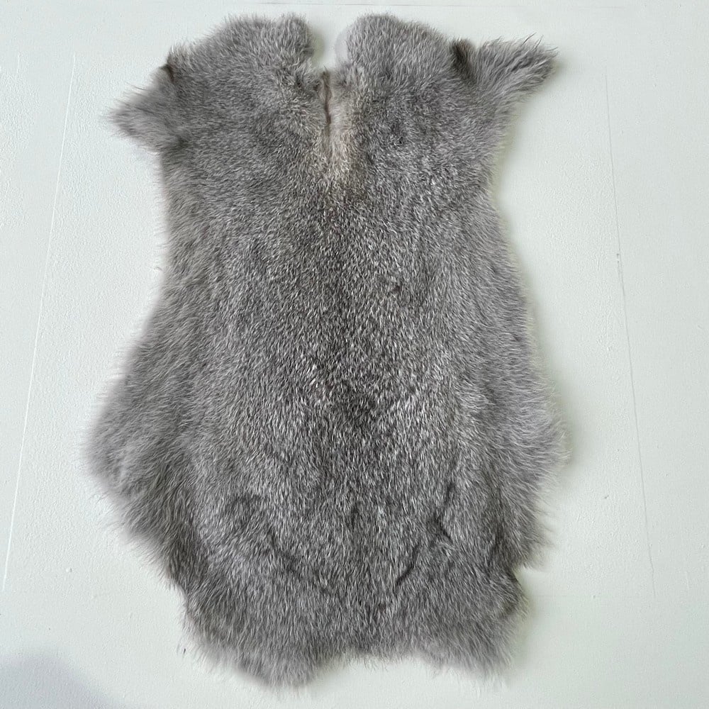 Lederstore Konijnenvacht grijs 50x35cm