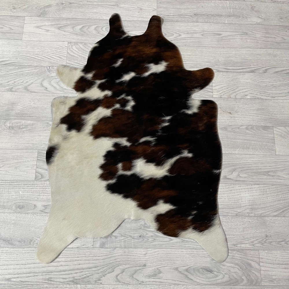 Lederstore Kleine koeienhuid bruin wit zwart (Normandiër) 90x60cm
