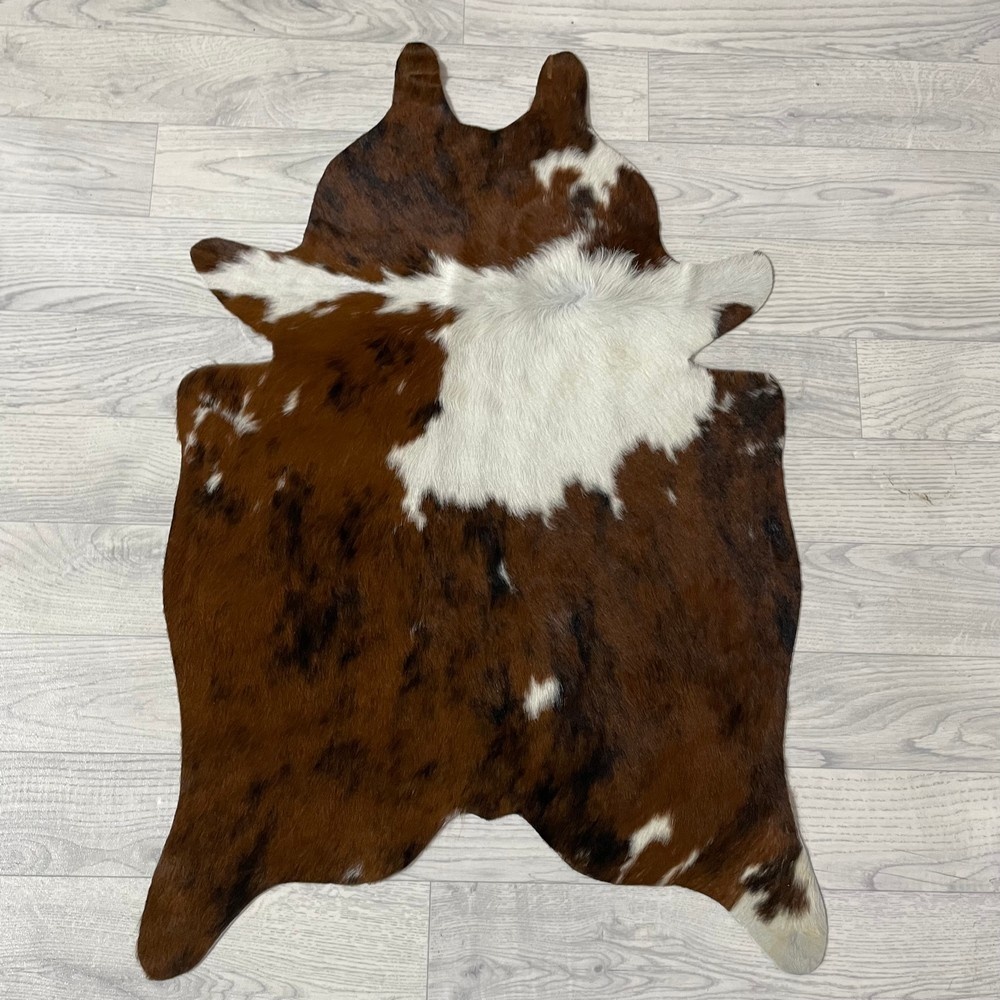 Lederstore Kleine koeienhuid bruin wit zwart (Normandiër) 90x60cm