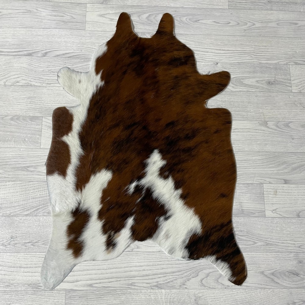 Lederstore Kleine koeienhuid bruin wit zwart (Normandiër) 90x60cm