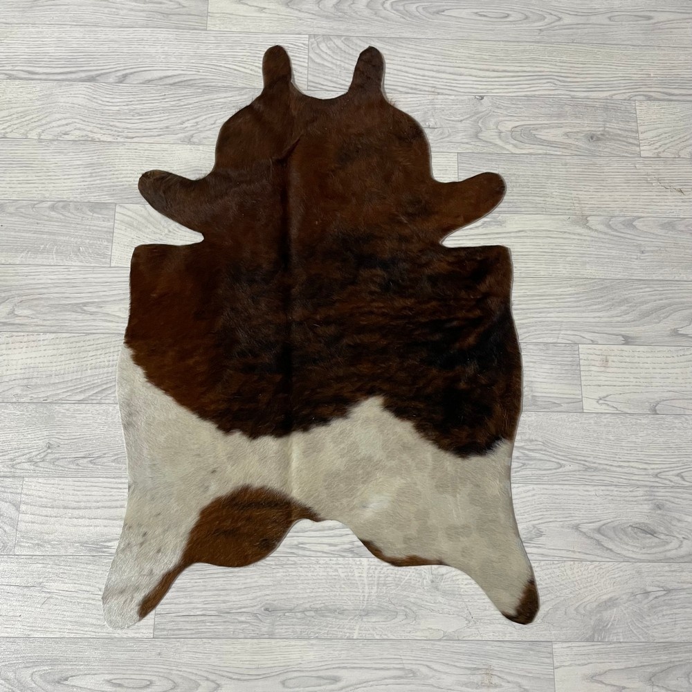Lederstore Kleine koeienhuid bruin wit zwart (Normandiër) 90x60cm