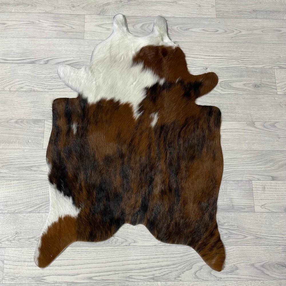 Lederstore Kleine koeienhuid bruin wit zwart (Normandiër) 90x60cm