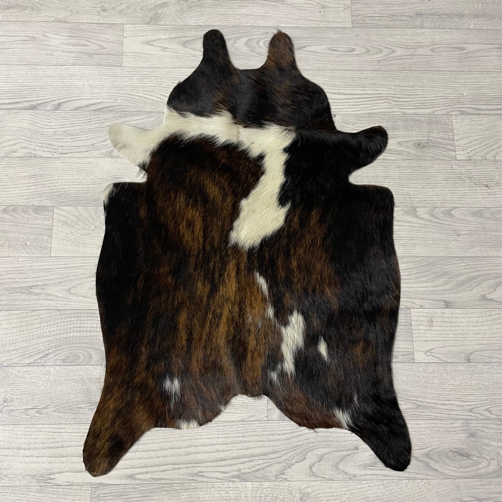 Lederstore Kleine koeienhuid bruin wit zwart (Normandiër) 90x60cm