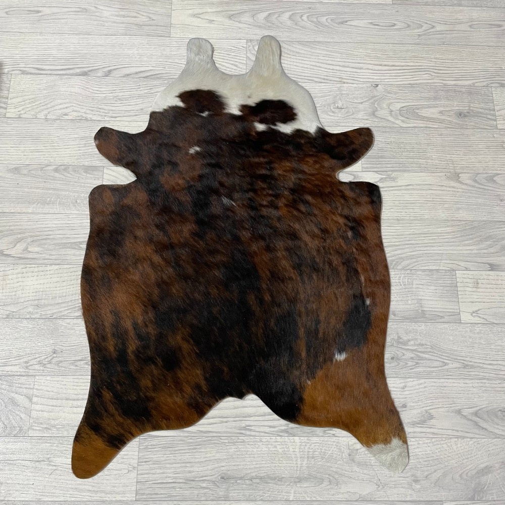 Lederstore Kleine koeienhuid bruin wit zwart (Normandiër) 90x60cm