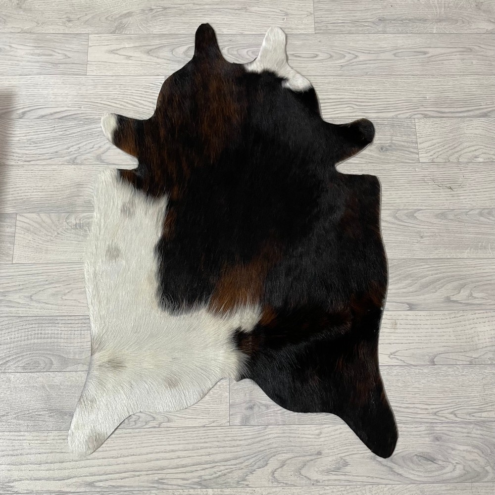 Lederstore Kleine koeienhuid bruin wit zwart (Normandiër) 90x60cm