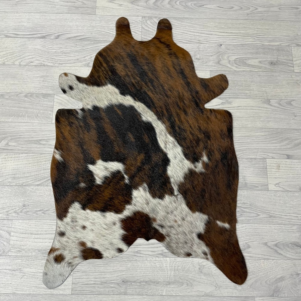 Lederstore Kleine koeienhuid bruin wit zwart (Normandiër) 90x60cm