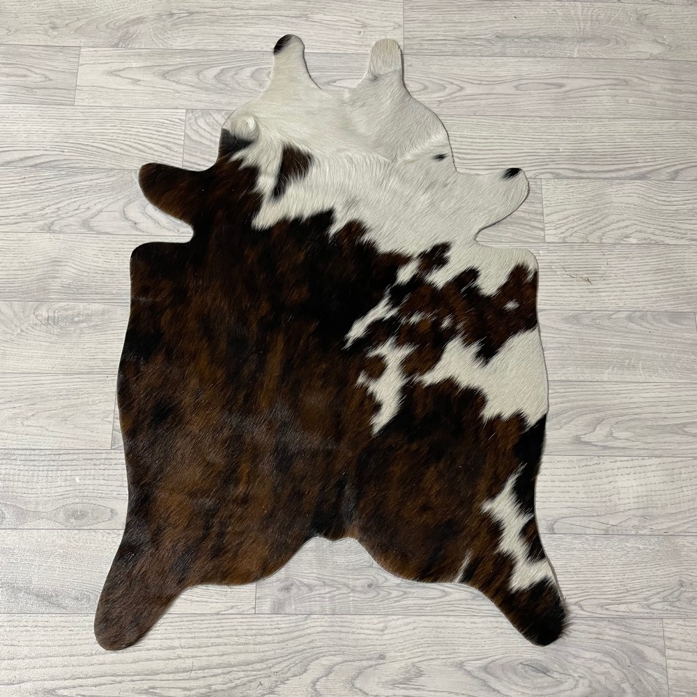 Lederstore Kleine koeienhuid bruin wit zwart (Normandiër) 90x60cm