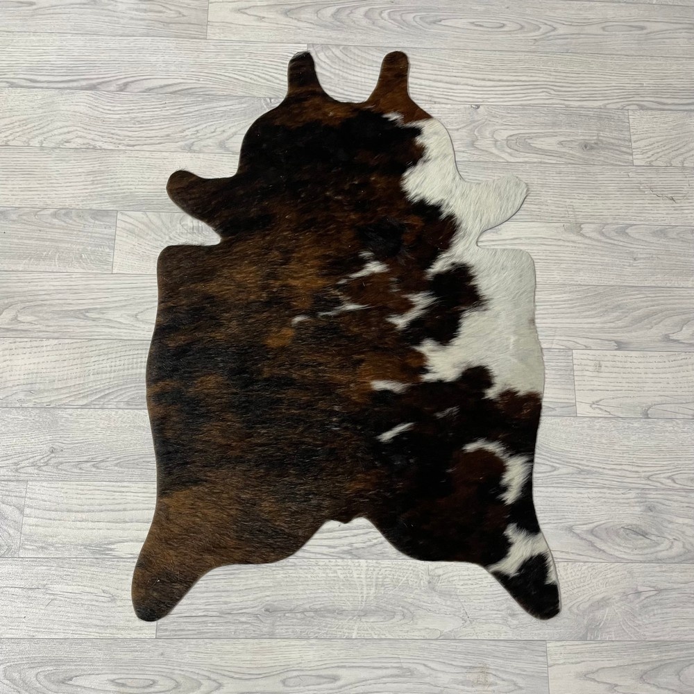 Lederstore Kleine koeienhuid bruin wit zwart (Normandiër) 90x60cm