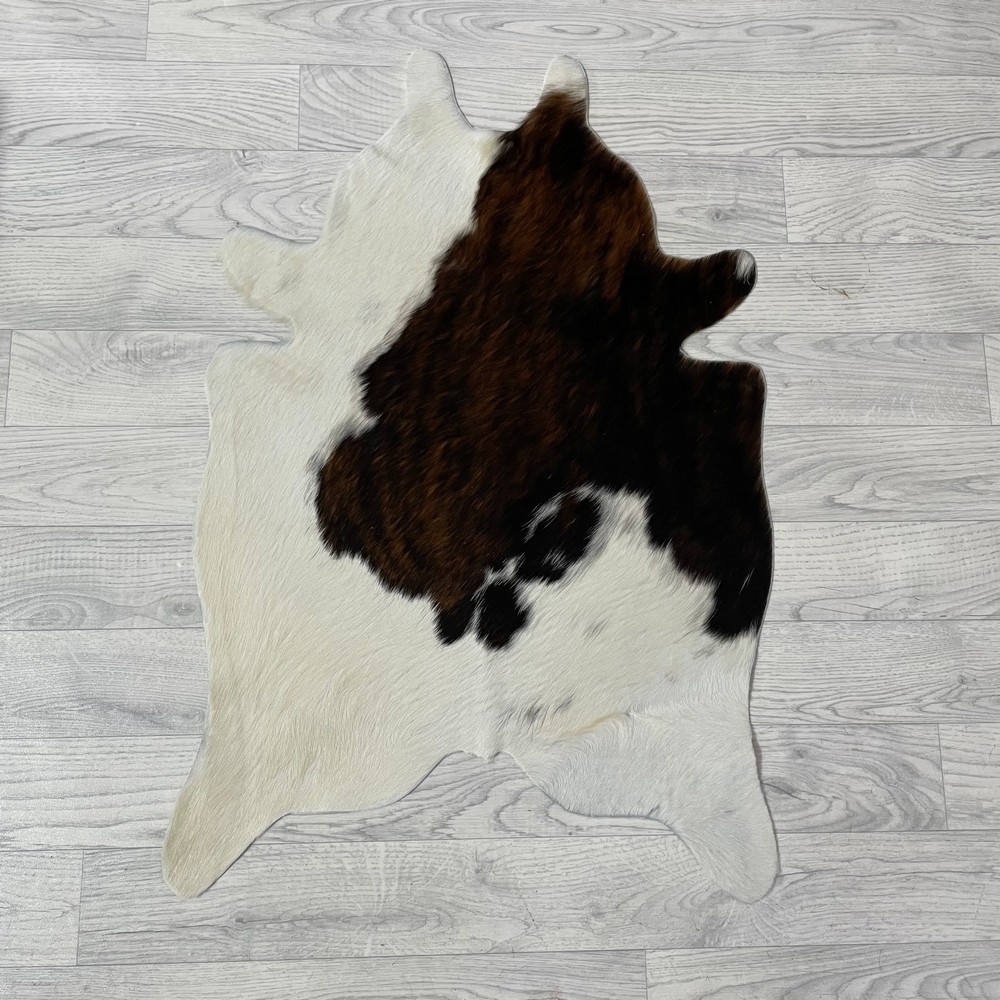 Lederstore Kleine koeienhuid bruin wit zwart (Normandiër) 90x60cm