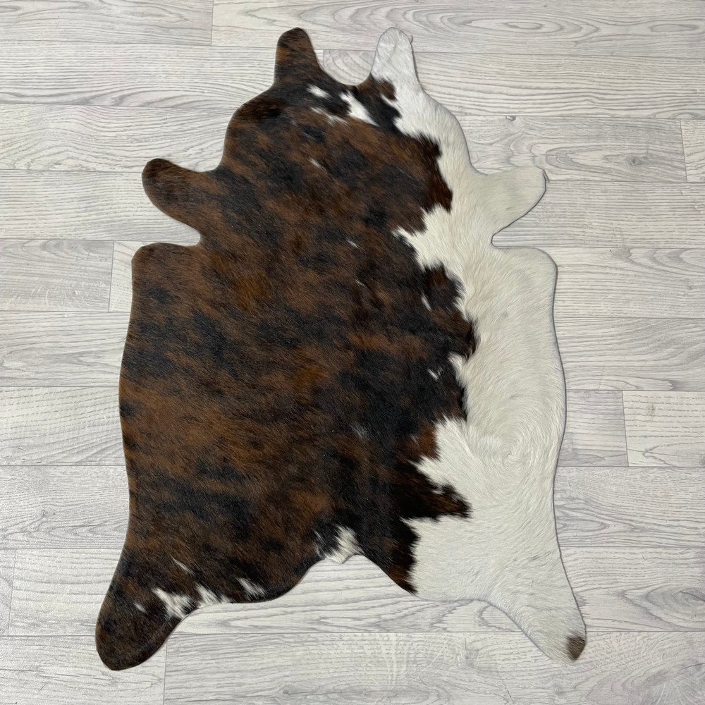 Lederstore Kleine koeienhuid bruin wit zwart (Normandiër) 90x60cm