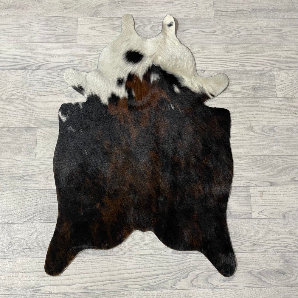 Lederstore Kleine koeienhuid bruin wit zwart (Normandiër) 90x60cm