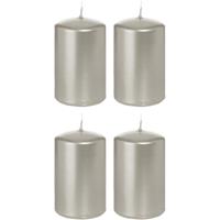 Trend Candles 4x Zilveren cilinderkaarsen/stompkaarsen 5 x 8 cm 18 branduren Zilver