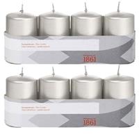 Trend Candles 8x Zilveren cilinderkaarsen/stompkaarsen 5 x 8 cm 18 branduren Zilver