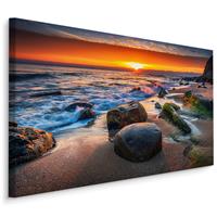 Karo-art Schilderij - Strand met rotsen met zonsondergang , Wanddecoratie , Premium print