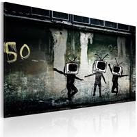 Karo-art Schilderij - Banksy - TV Heads Dance, 40x60cm , zwart wit , wanddecoratie , premium print op canvas