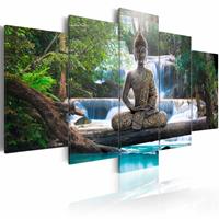 Karo-art Schilderij - Boeddha - Voor een Waterval, 5luik , groen blauw , premium print op canvas