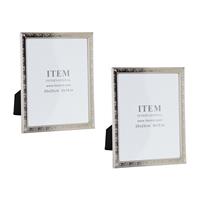 Items Set van 4x stuks fotolijstjes zilver geschikt voor een foto van 20 x 25 cm -