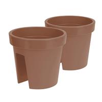 Set van 4x stuks kunststof balkon plantenpotten/bloempotten terracotta 28 x 25 cm - Reling/hang bloempot