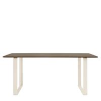 Muuto 70/70 Eettafel Gerookt Massief Eiken Sand Onderstel - b. 170 x d. 85 cm.