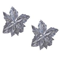 Bellatio 2x stuks decoratie bloemen kerstster zilver glitter op clip 23 cm -