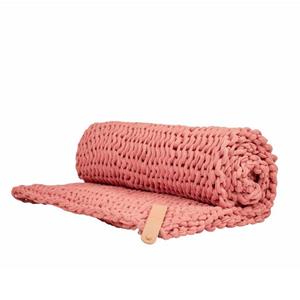 Adorist Tagesdecke, , Grobstrickdecke Juna Chunky Knit, vegan rosa small 80x130cm