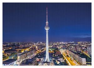 Wallario Schaum-Badematte »Fernsehturm Berlin bei Nacht« , Höhe 5 mm, rutschhemmend, geeignet für Fußbodenheizungen