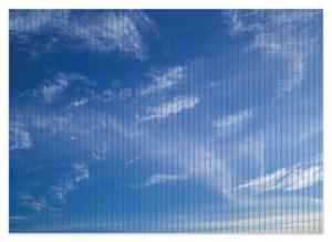 Wallario Schaum-Badematte »Blauer Himmel mit vereinzelten Wolken« , Höhe 5 mm, rutschhemmend, geeignet für Fußbodenheizungen