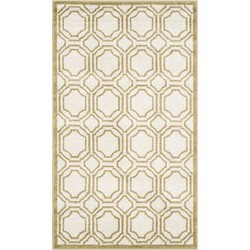 Safavieh Geometric Indoor/Outdoor Woven Area Rug, Amherst Collection, AMT411, in Ivory & Light Green, 76 X 122 cm