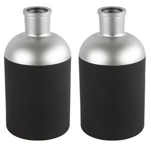 Countryfield Bloemen/deco vaas - 2x - zwart/zilver - glas - luxe fles vorm - D14 x H26 cm -
