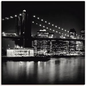 Artland Artprint New York Brooklyn Bridge 's nachts als artprint van aluminium, artprint op linnen, muursticker of poster in verschillende maten