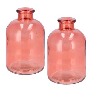 DK Design Bloemenvaas fles model - 2x - helder gekleurd glas - koraal roze - D11 x H17 cm -