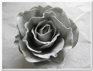 Decoflorall foam Rose Sophie 15cm. snow Grey Doos12 voordeelpak